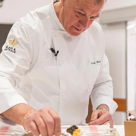 La Pyramide - Maison Henriroux מלון