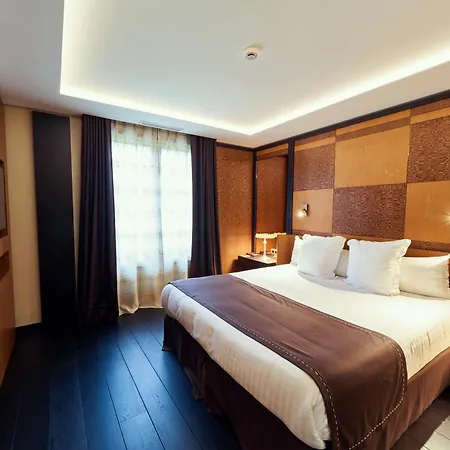 La Pyramide - Maison Henriroux 4* וינה