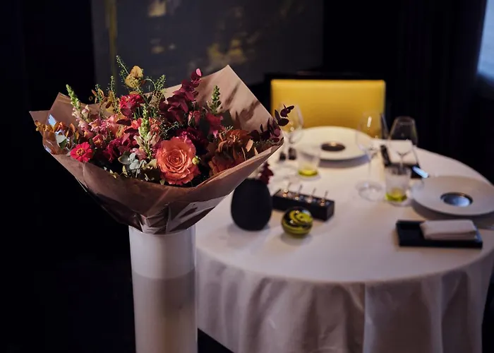 La Pyramide - Maison Henriroux 4* Vienne (Isere)