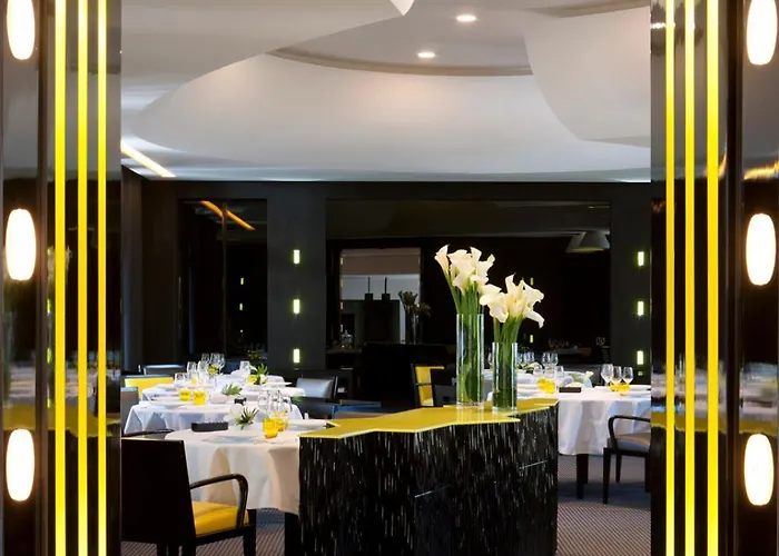 Hotel La Pyramide - Maison Henriroux