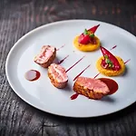 Hotel La Pyramide - Maison Henriroux 4*