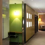 Hotel La Pyramide - Maison Henriroux 4*