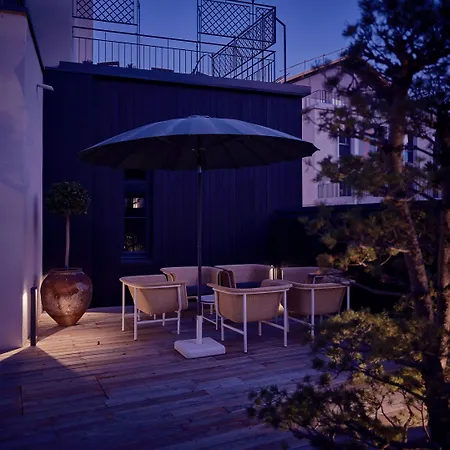 La Pyramide - Maison Henriroux Hotel