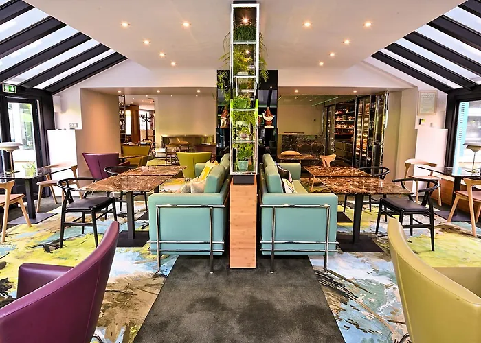 La Pyramide - Maison Henriroux Hotel 4*