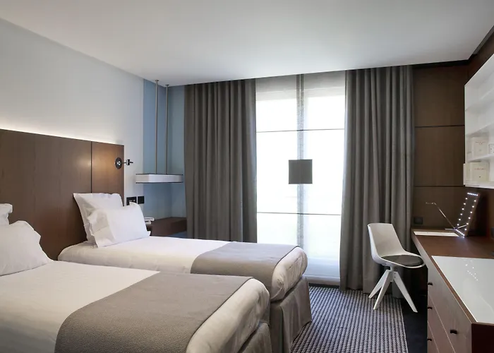 La Pyramide - Maison Henriroux 4* Vienne (Isere)