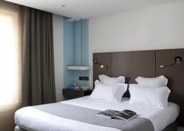 Отель La Pyramide - Maison Henriroux 4*
